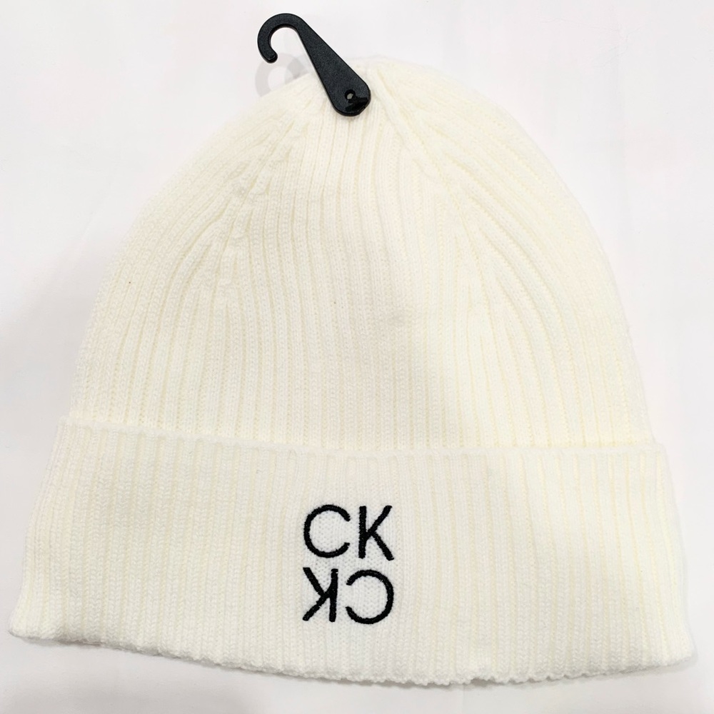 Calvin Klein Women’s Ivory(cream) Mirror Logo Beanie Hat